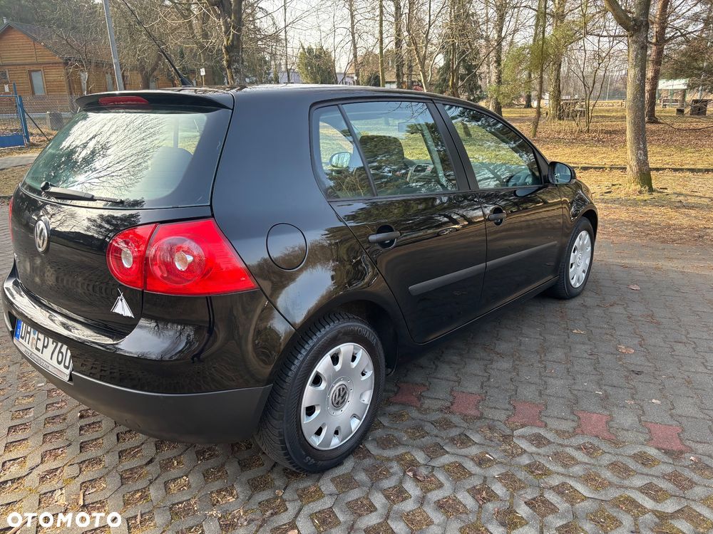 Volkswagen Golf - 8
