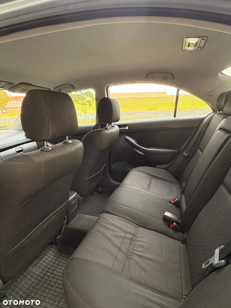 Toyota Avensis 2.0 D-4D Luna - 9