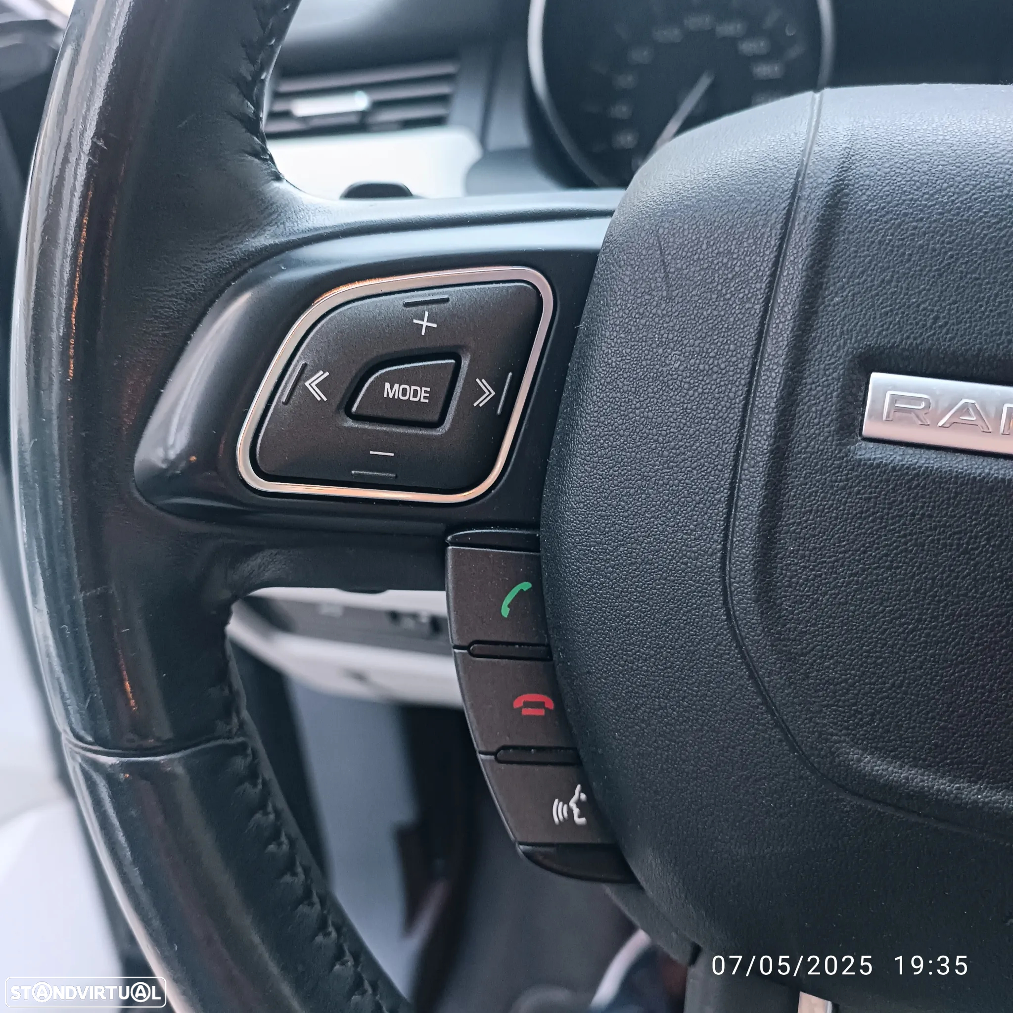 Land Rover Range Rover Evoque 2.2 TD4 Pure Auto 159g - 11
