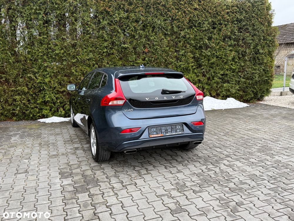 Volvo V40 - 4