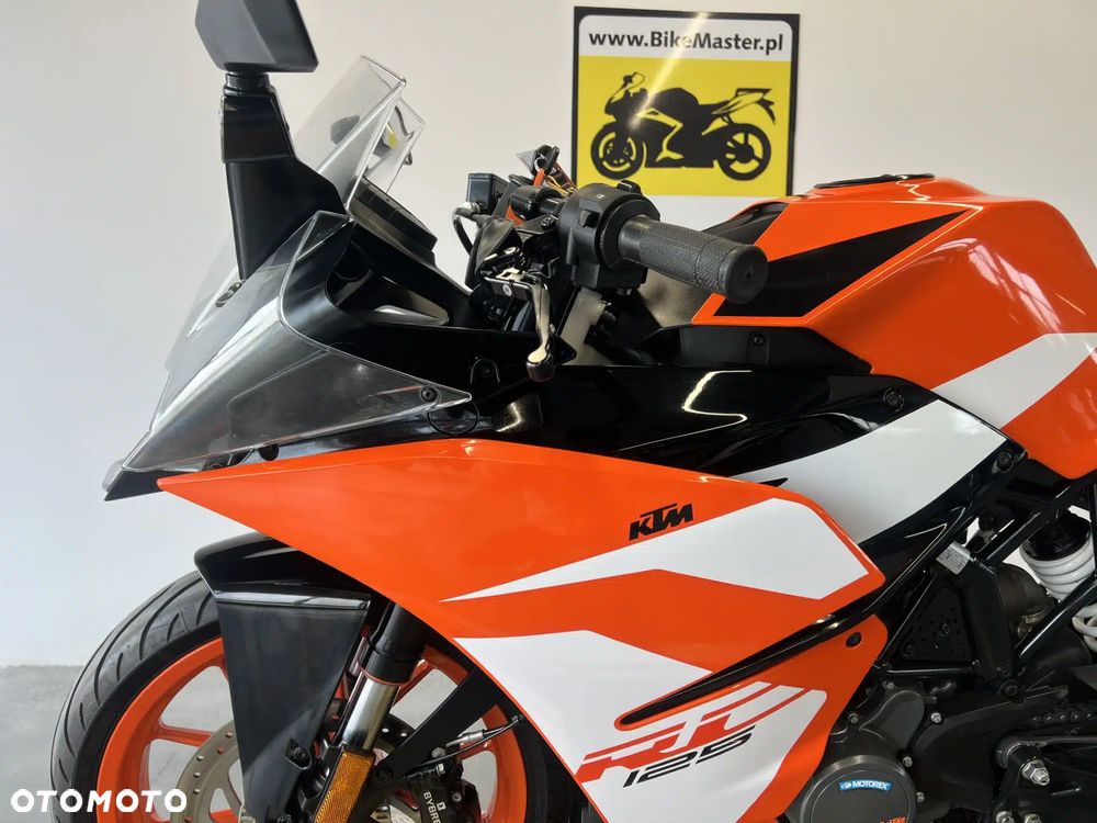 KTM RC 125 - 9
