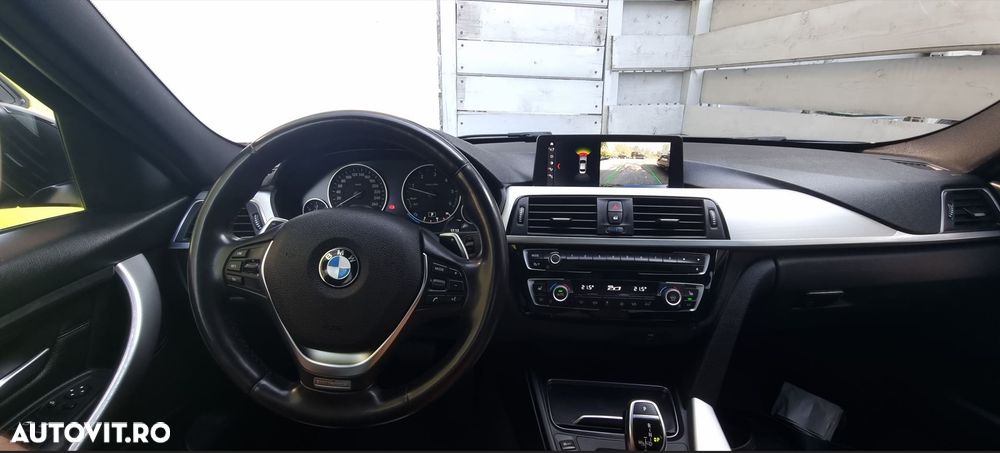 BMW Seria 3 320d xDrive AT - 12