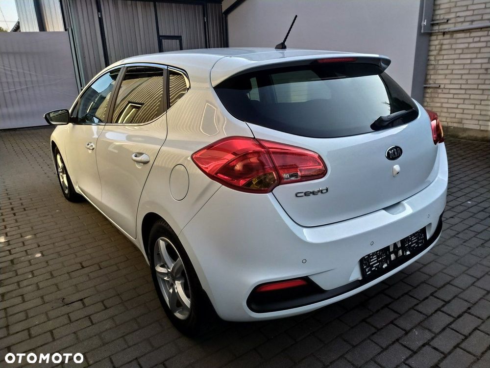 Kia Ceed 1.6 GDI L Business Line DCT - 5