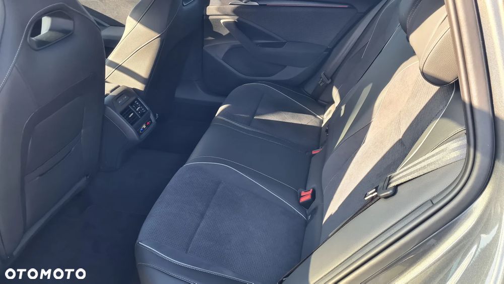 Skoda Superb 2.0 TDI SCR 4x4 Sportline DSG - 13