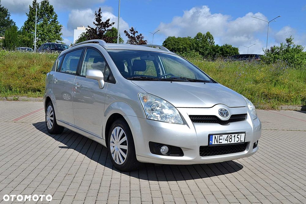 Toyota Corolla Verso - 2