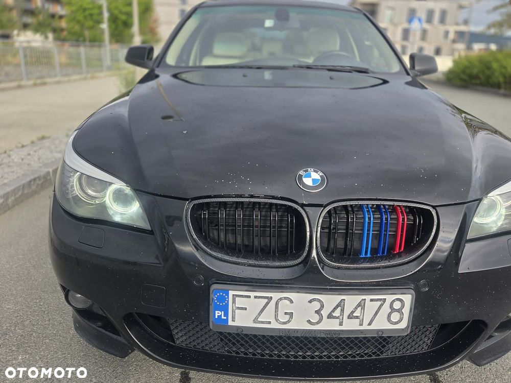 BMW Seria 5 525d - 15