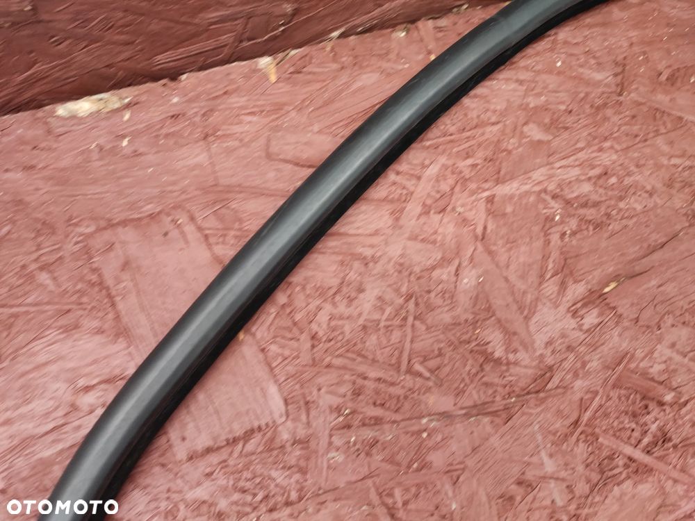 BMW F11 / F11N ORYGINALNE USZCZELKI DRZWI TYŁ LEWA / PRAWA W BDB STANIE O NR. 51 76 7 199 770 OEM - 7