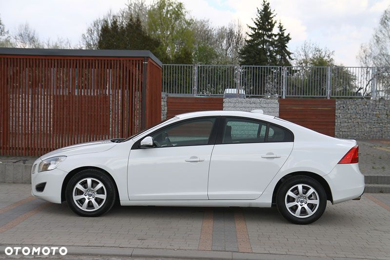Volvo S60 - 5