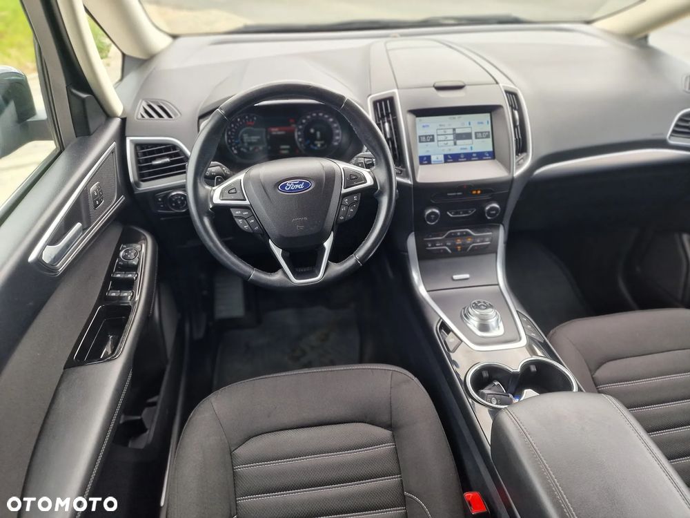 Ford Galaxy 2.0 EcoBlue Twin-Turbo Titanium - 23