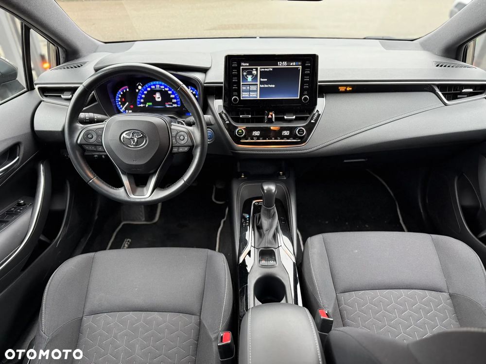 Toyota Corolla 2.0 Hybrid Executive - 13