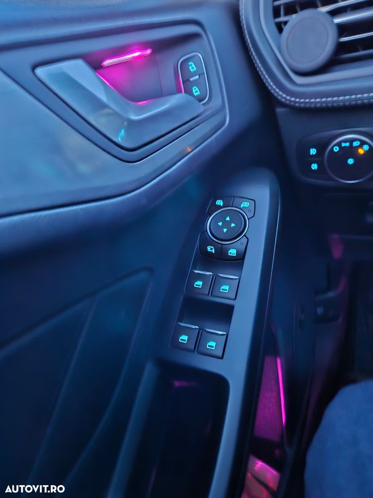 Ford Focus 2.0 EcoBlue Start-Stopp-System Aut. ACTIVE VIGNALE - 20