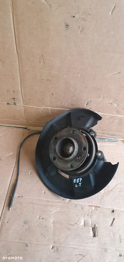 Zwrotnica piasta lewy tył tylna lewa BMW I E81 E87 Lift 2.0i - 1