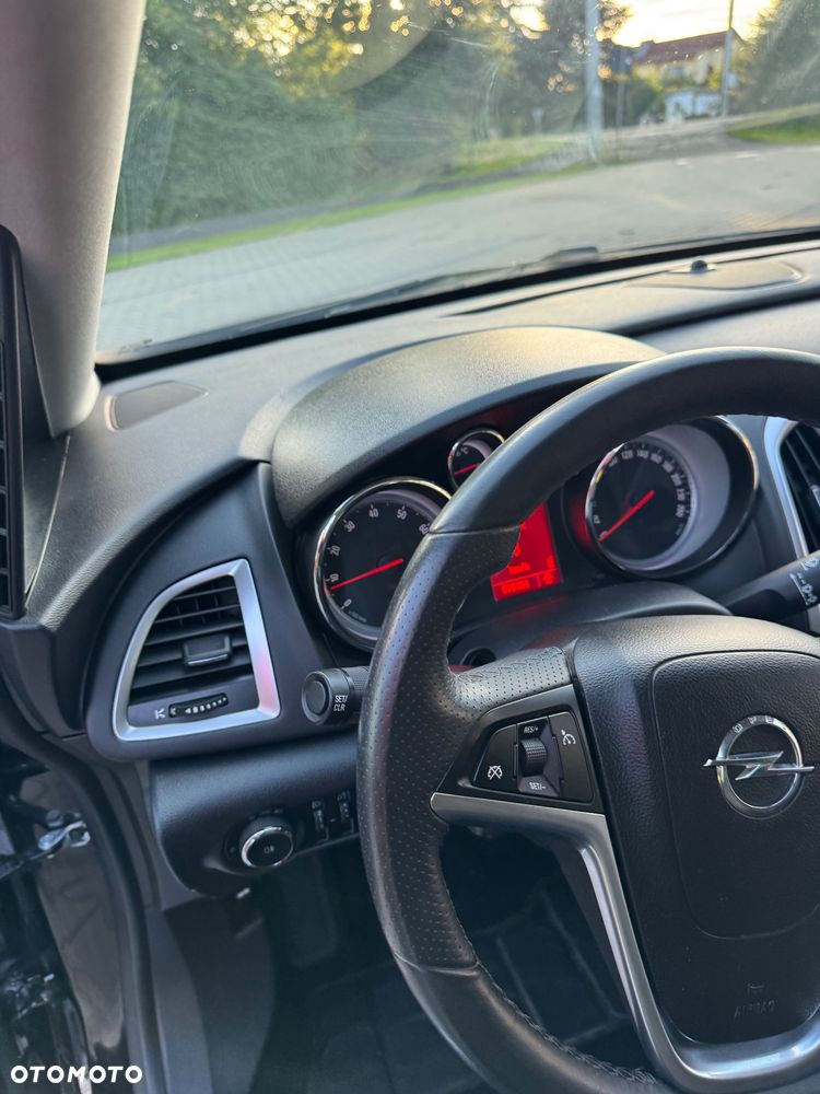 Opel Astra 1.4 Enjoy - 22