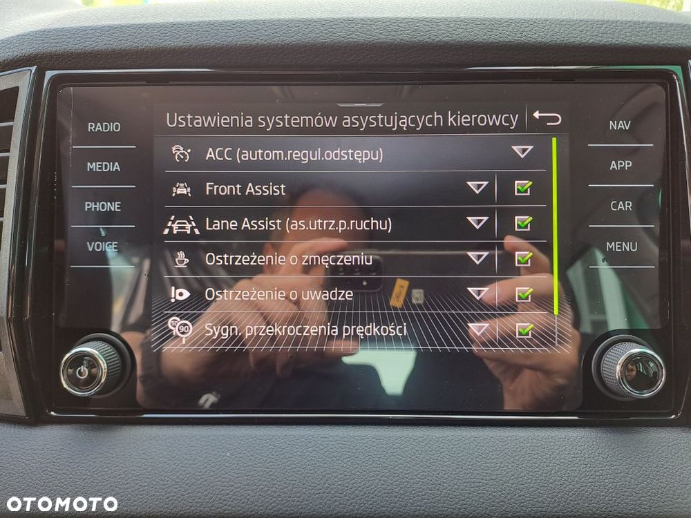 Skoda Karoq 2.0 TDI SCR 4x4 Drive DSG - 18