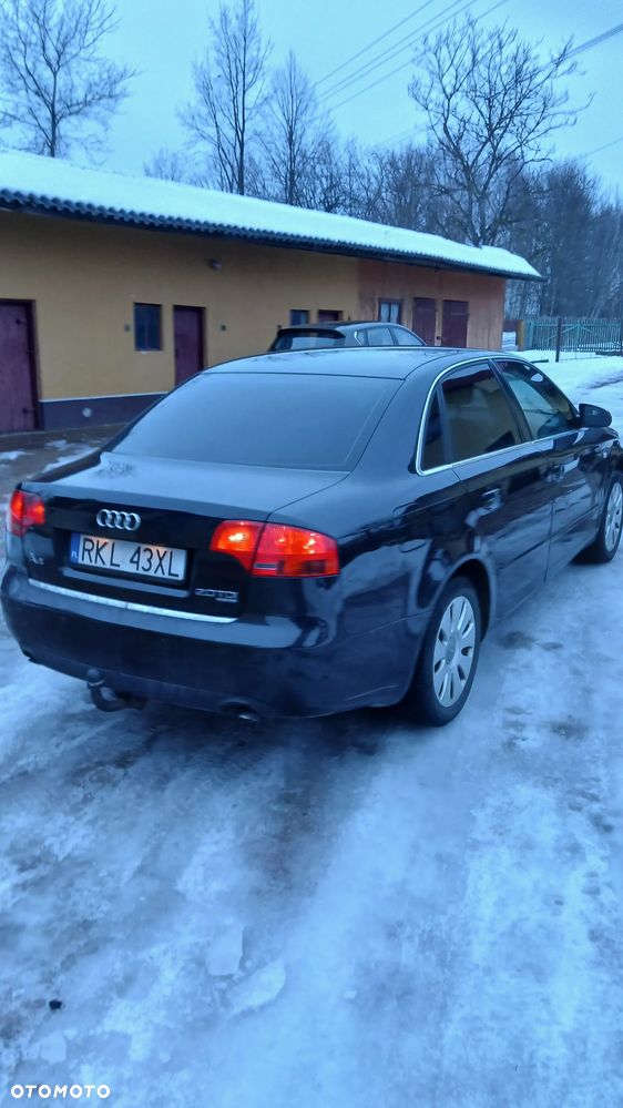 Audi A4 Limousine 2.0 TDI DPF Quattro - 4