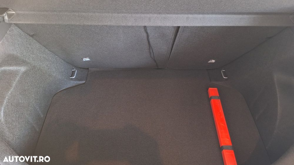 MG MG3 1.5 T GDI HEV Exclusive - 10