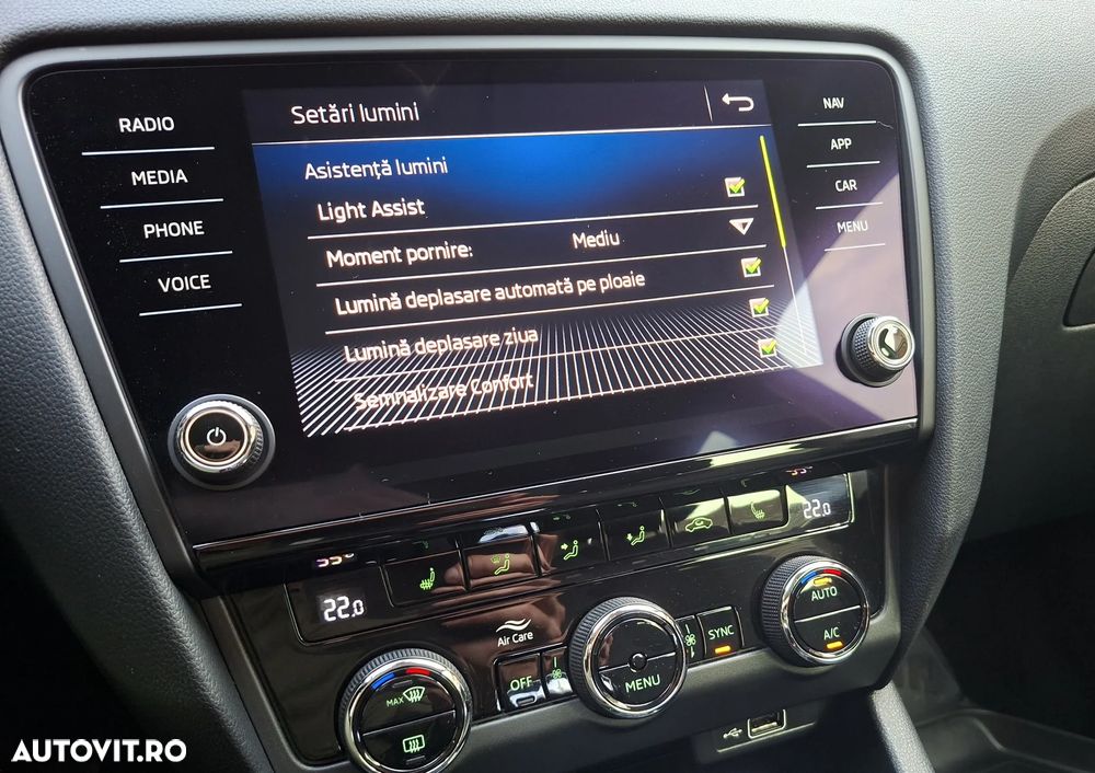 Skoda Octavia 2.0 TDI (Green tec) DSG Style - 30