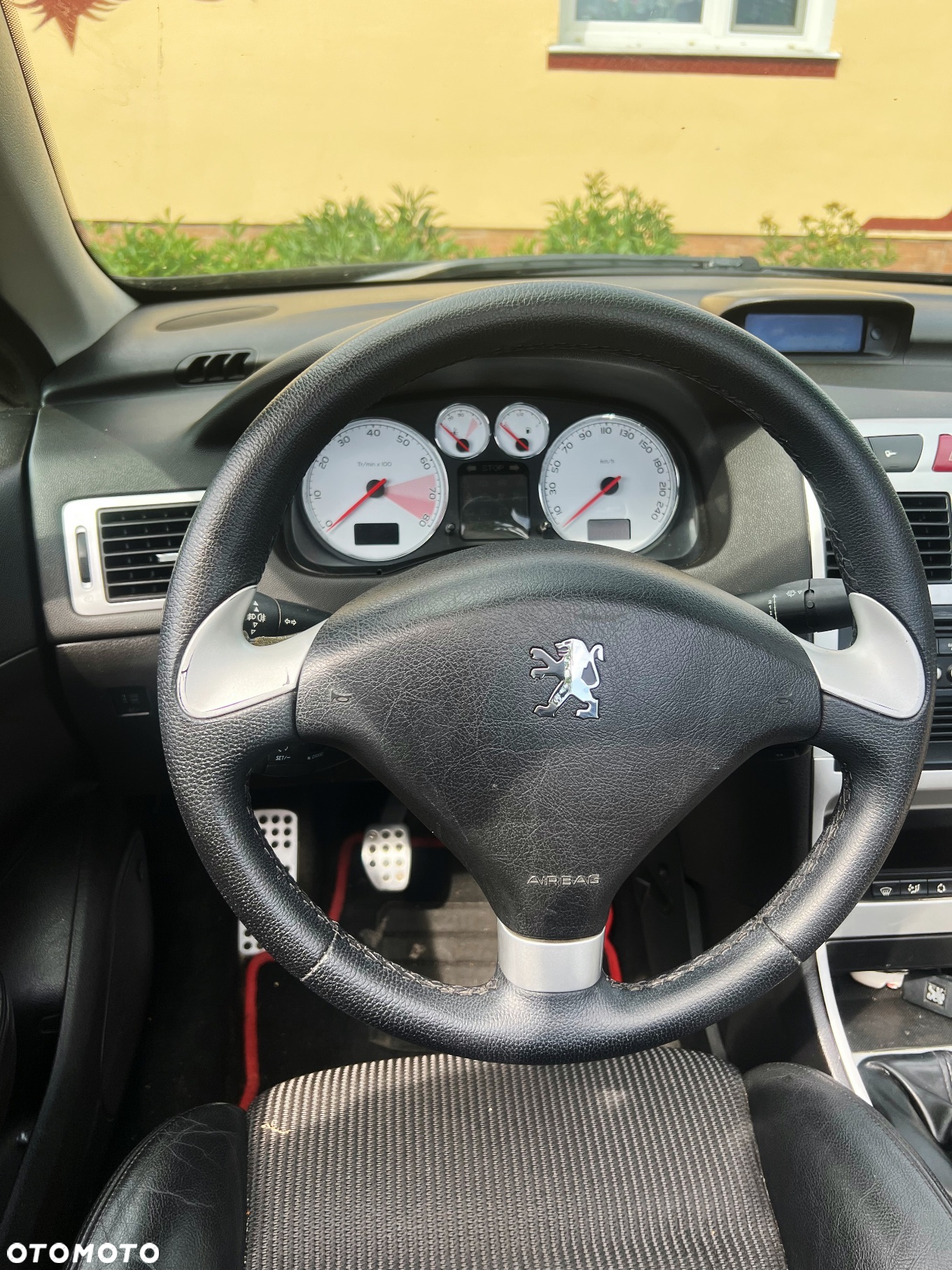 Peugeot 307 CC 2.0 - 17