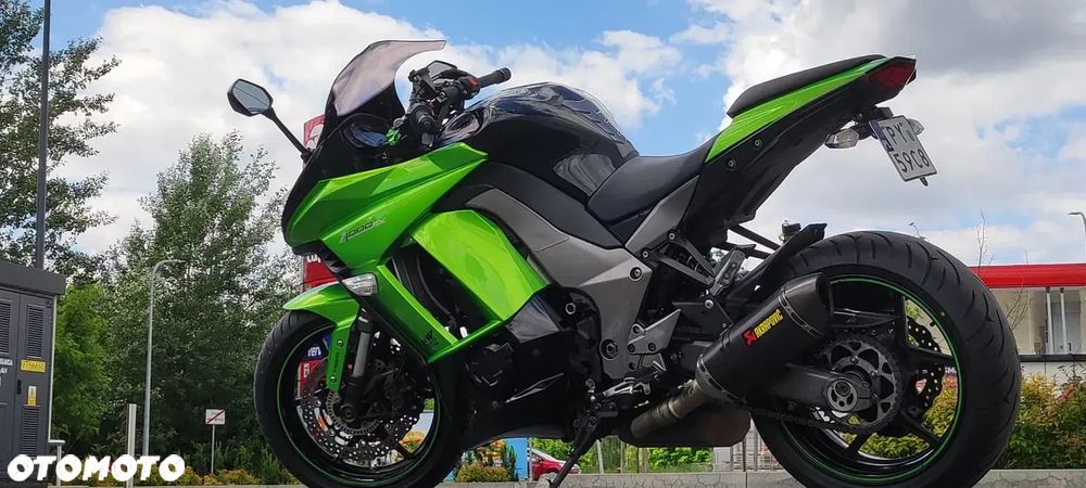 Kawasaki Ninja 1000 SX - 12