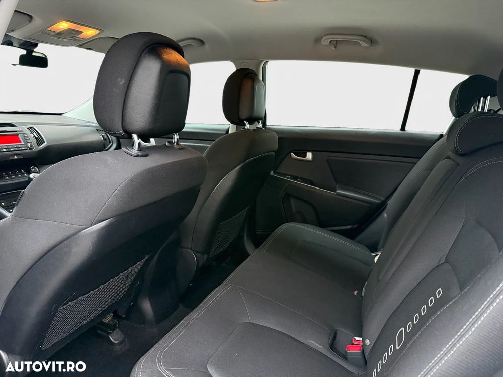 Kia Sportage 1.7 CRDI 2WD Attract - 14