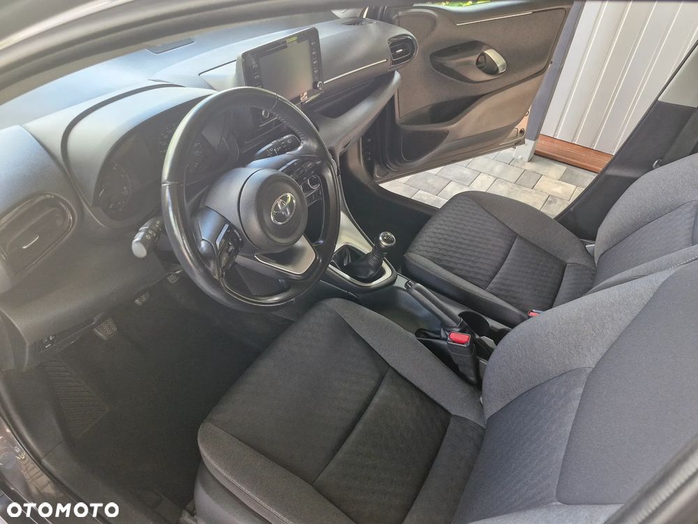 Toyota Yaris 1.5 Comfort - 11