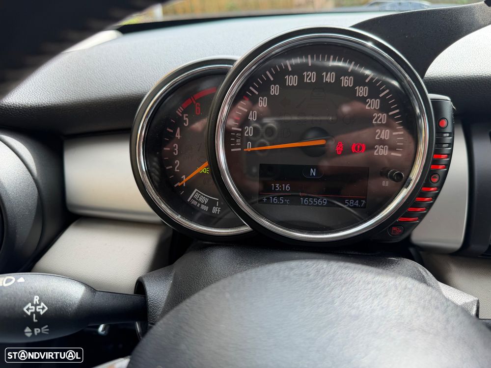 MINI 5 Portas Cooper D - 53