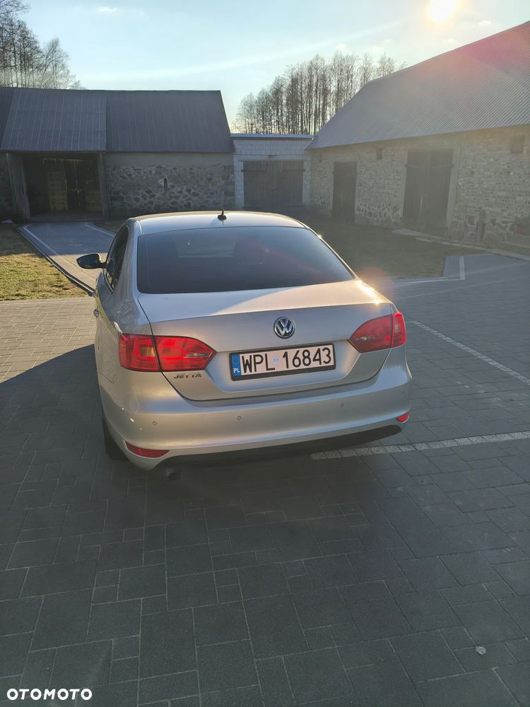 Volkswagen Jetta 1.2 TSI Comfortline - 3