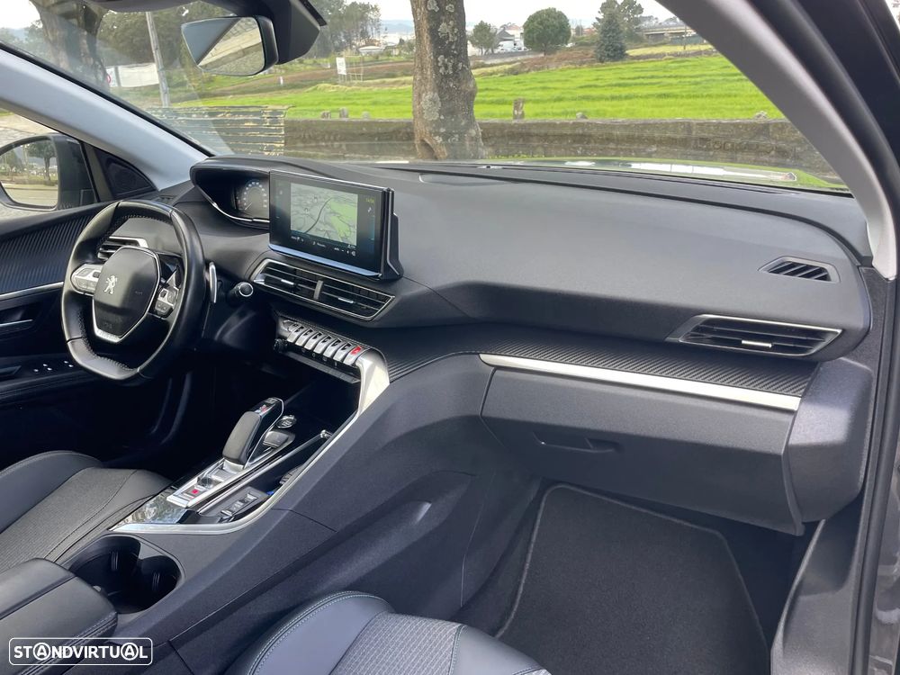 Peugeot 3008 225 e-EAT8 Allure Pack - 24