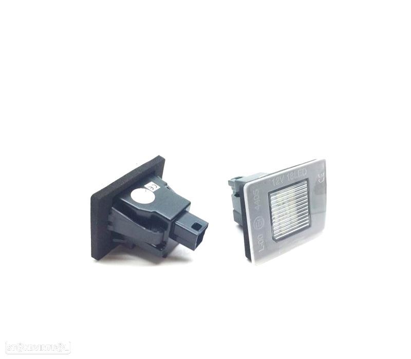 LUZ DE MATRICULA LED PARA MERCEDES CLASSE GLA W156 2013 + - 1