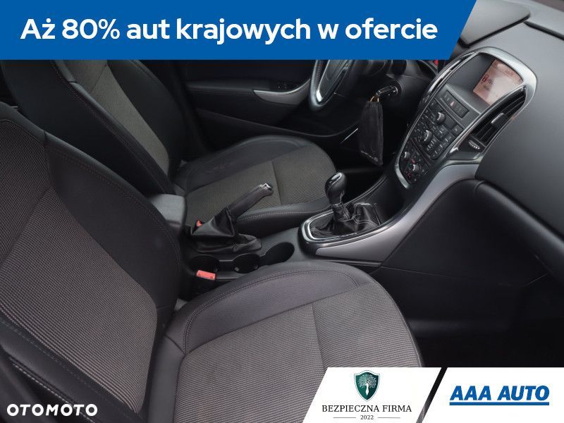 Opel Astra - 11
