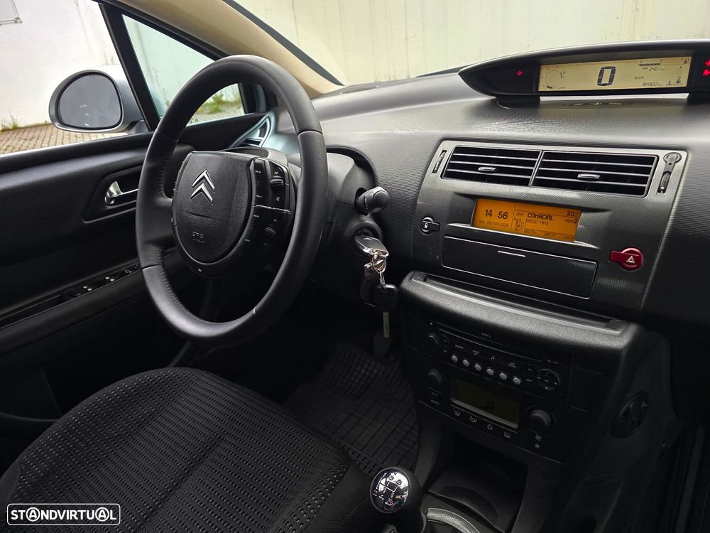 Citroën C4 1.6 HDi Exclusive Airdream - 39