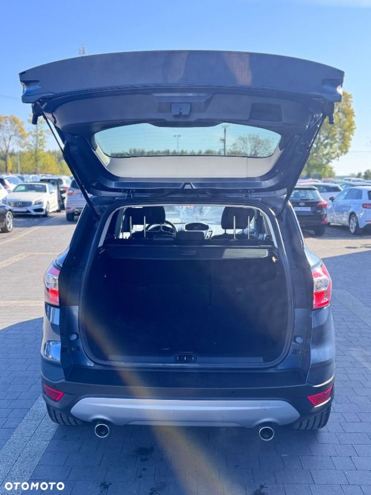 Ford Kuga - 10