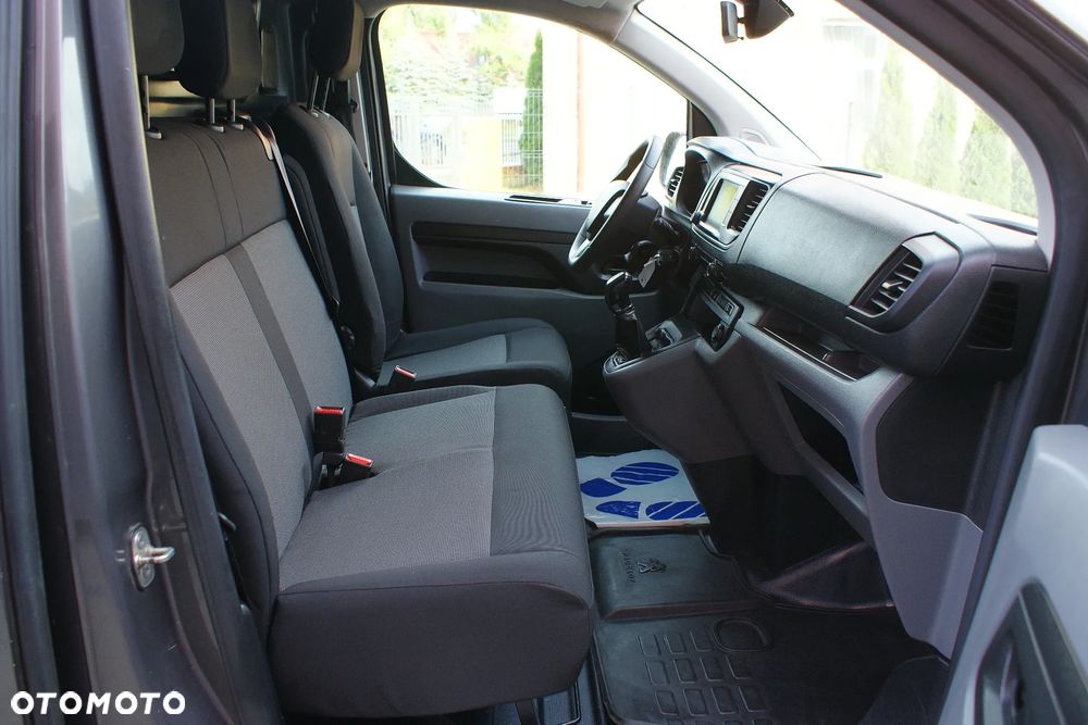 Peugeot Expert - 8