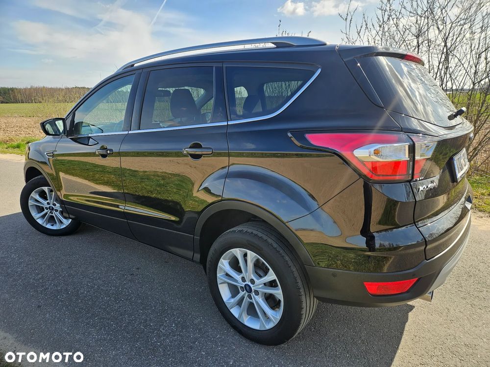 Ford Kuga 1.5 EcoBoost 2x4 Titanium - 12
