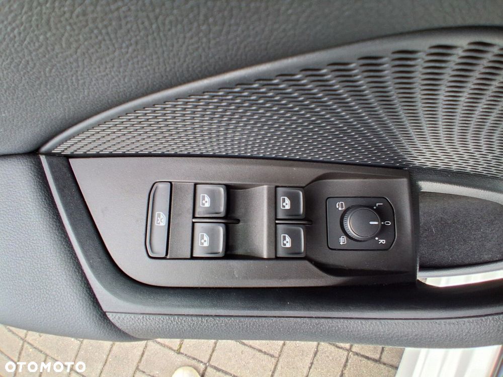 Skoda Octavia 1.5 TSI ACT Style - 24
