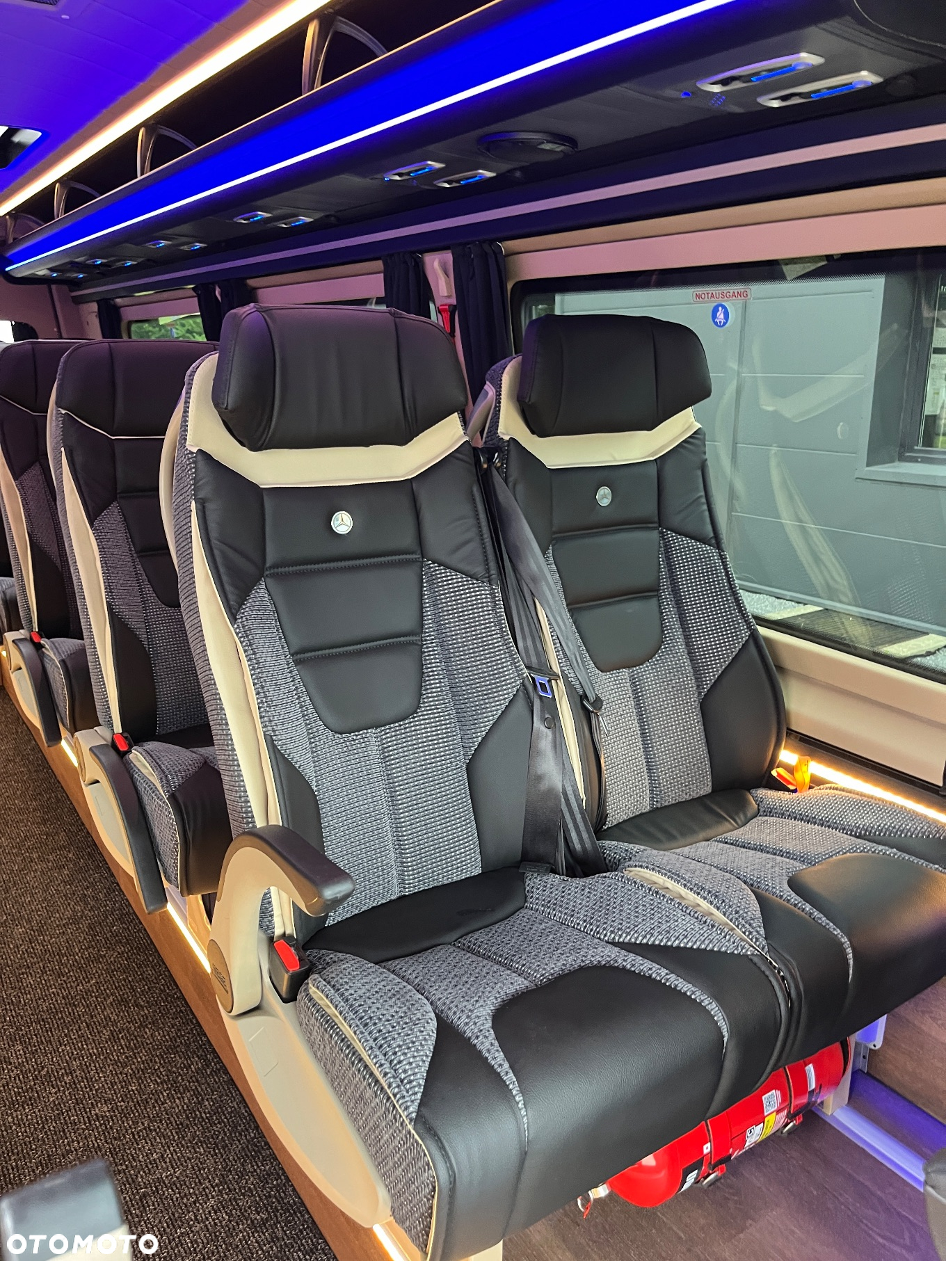 Mercedes-Benz Sprinter 519 - 18