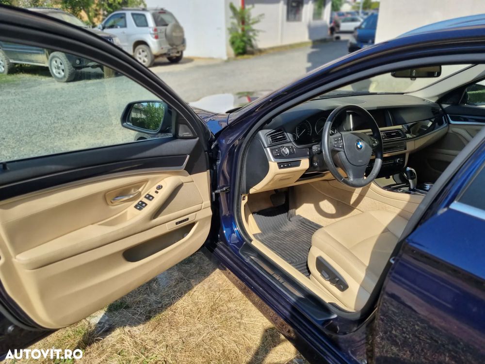 BMW Seria 5 520d xDrive Touring Aut. - 11