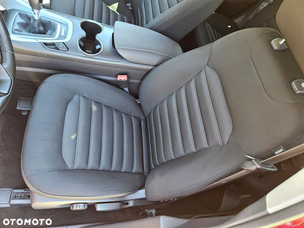 Ford Mondeo 1.5 EcoBoost Ambiente Plus - 15