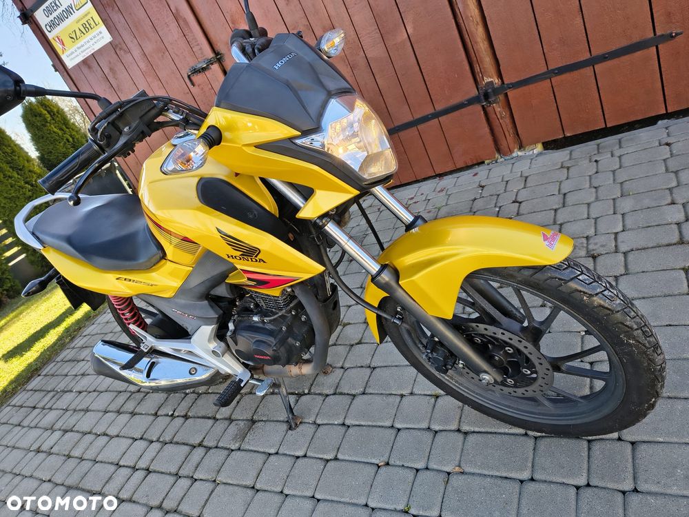 Honda CB - 3