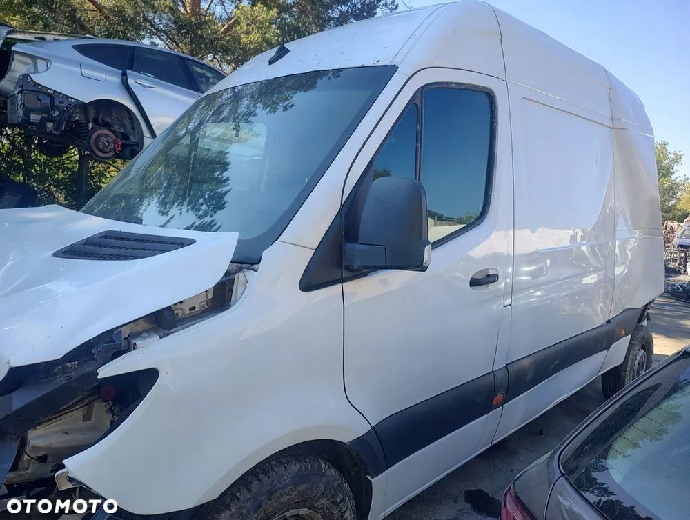 MERCEDES SPRINTER 910 KONSOLA DESKA 2022 - 6