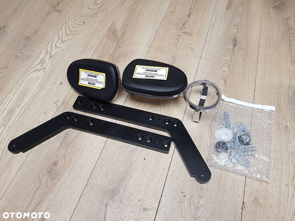 Podłokietniki pasażera Kuryakyn 8959 Harley Davidson Tri Glide - 2