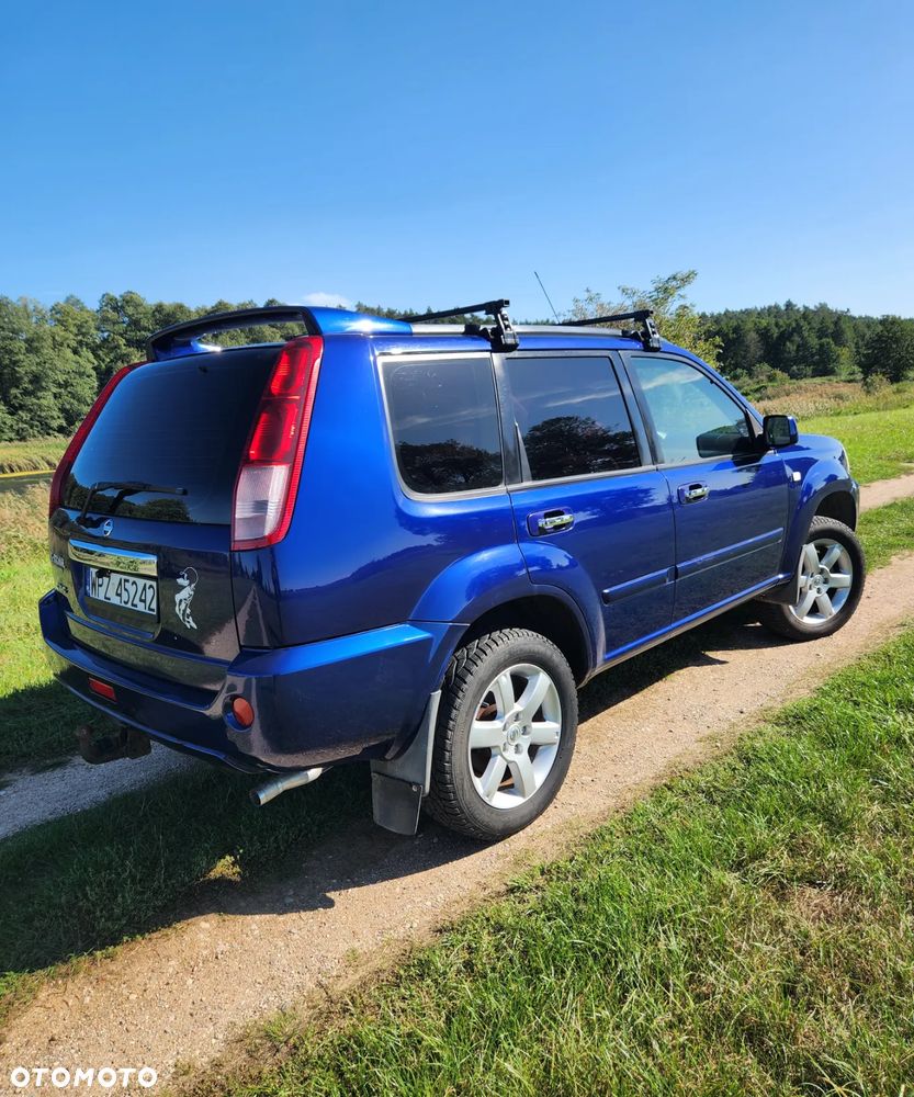 Nissan X-Trail 2.5 4x4 Elegance - 8