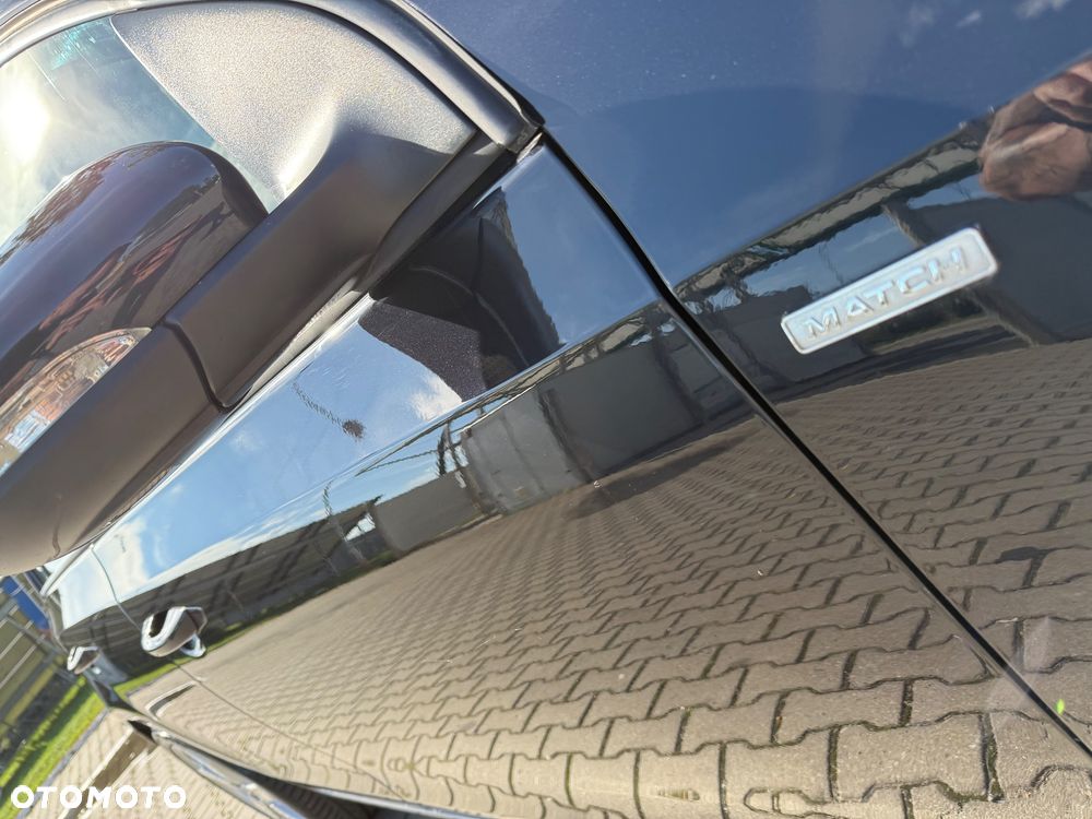 Volkswagen Golf 1.6 TDI DPF BlueMotion Technology MATCH - 12