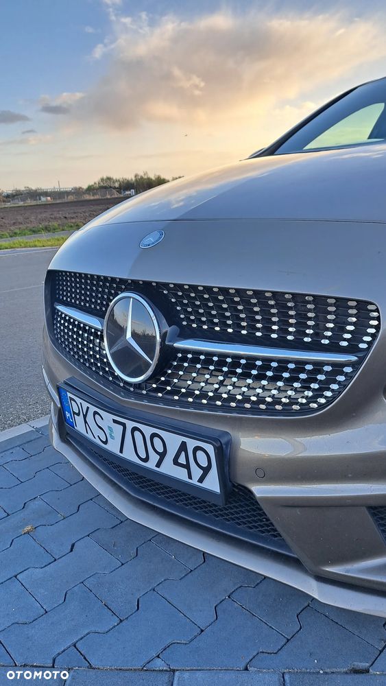 Mercedes-Benz A-Class 2013 photo 4