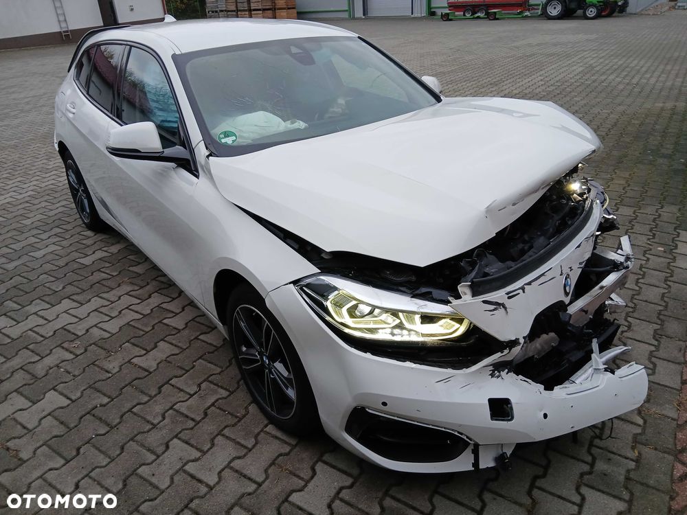 BMW 118D 2020 photo 4