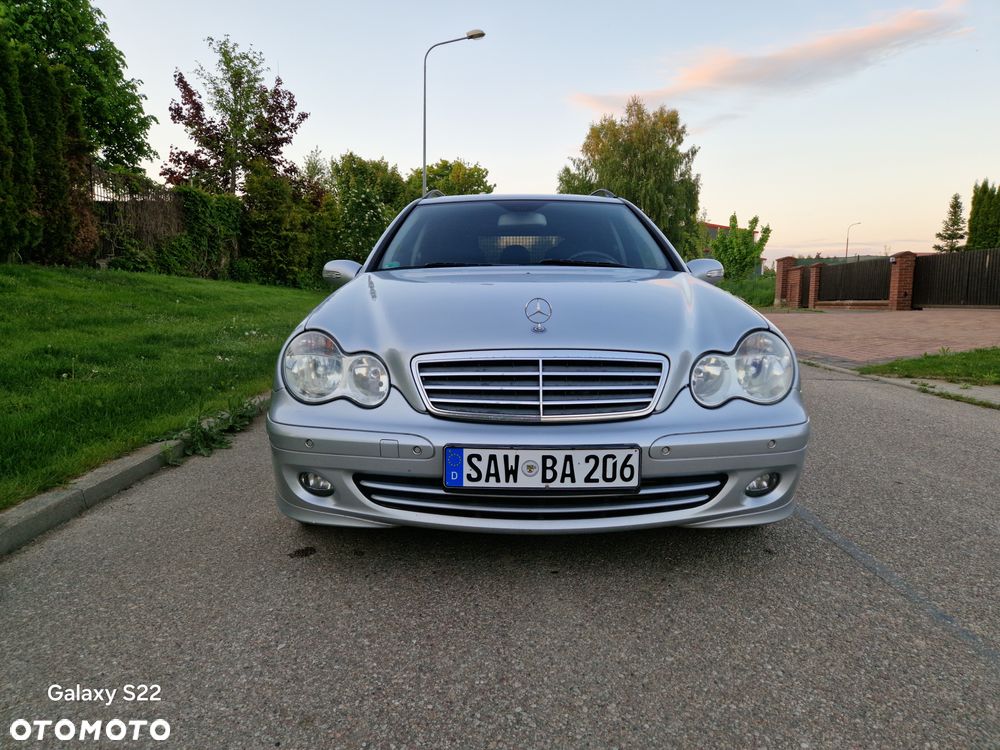 Mercedes-Benz Klasa C 200 CDI Automatik Avantgarde Sport Edition - 20
