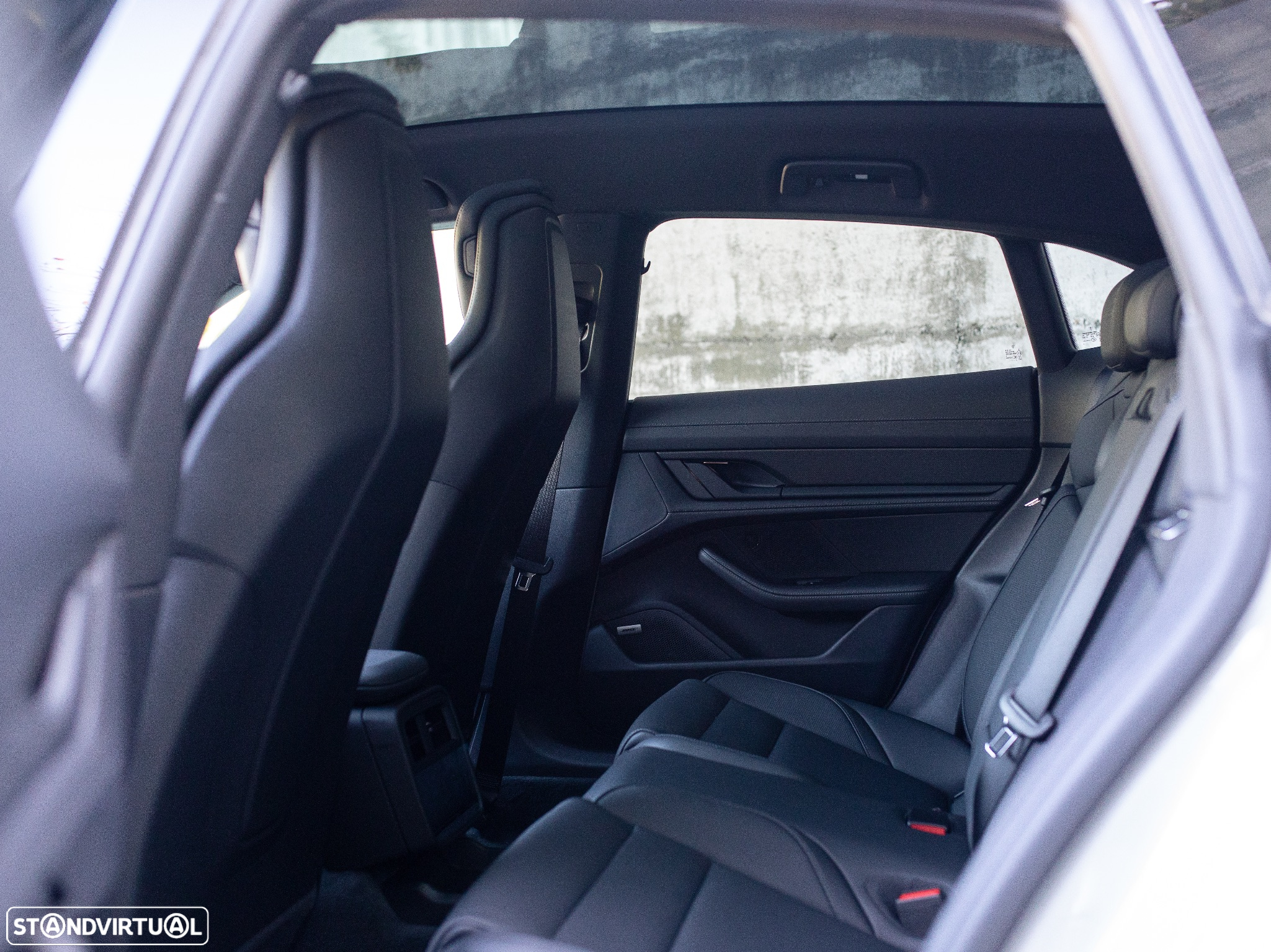 Porsche Taycan Sport Turismo 4S - 28