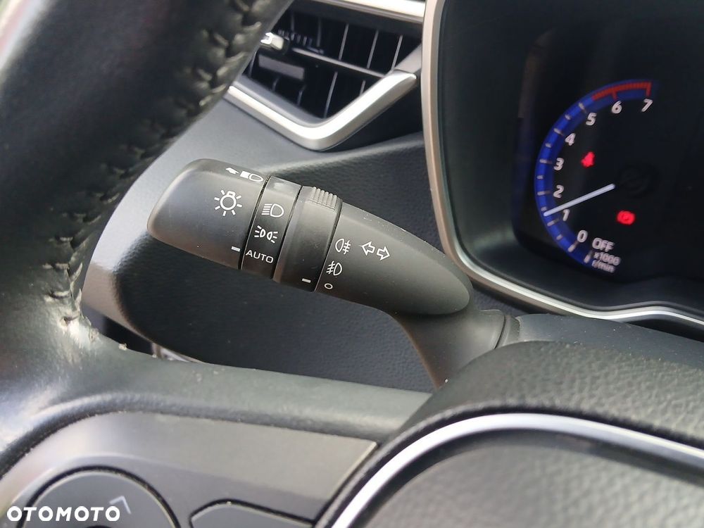 Toyota Corolla 1.8 Hybrid Comfort - 27
