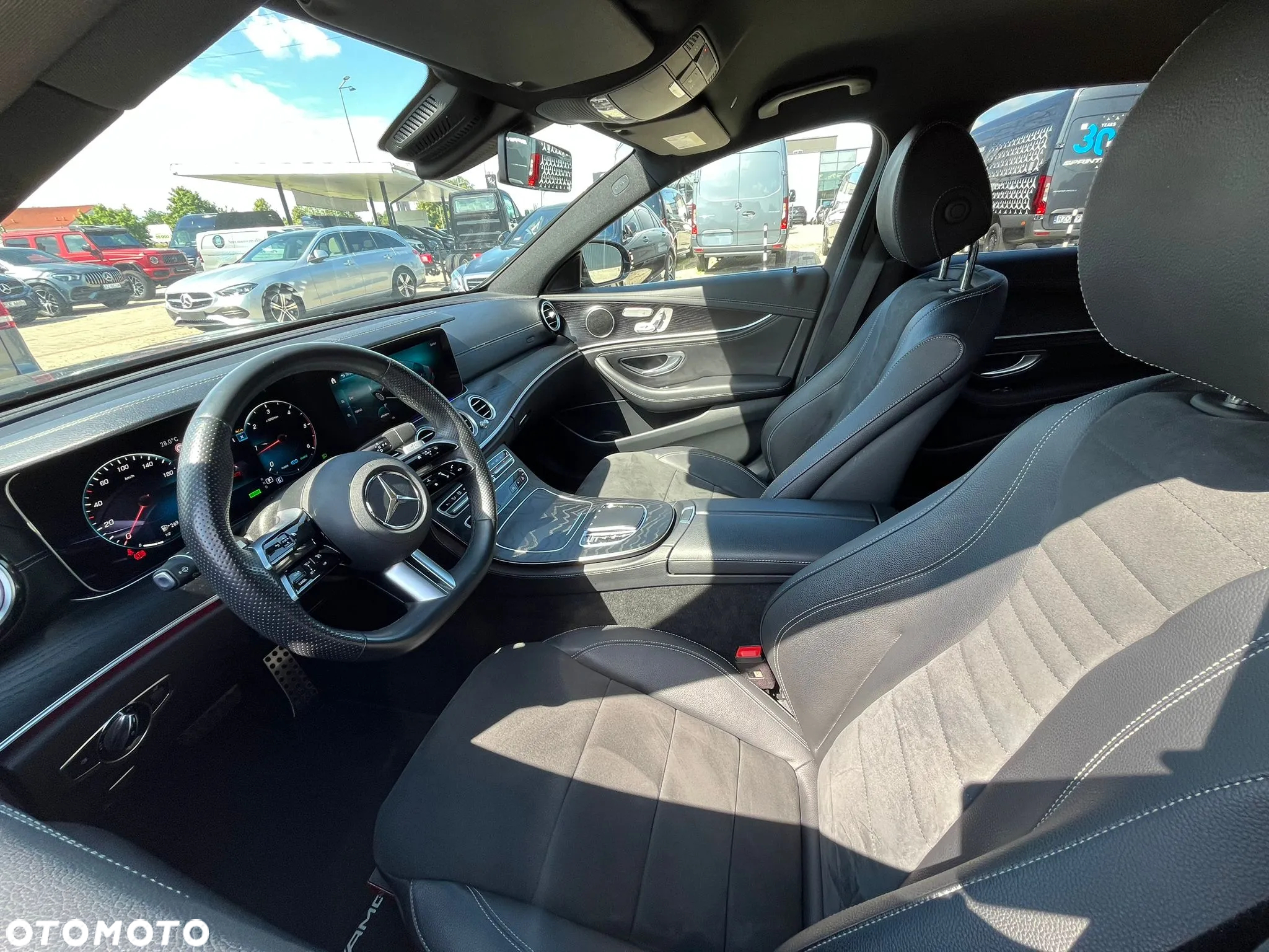 Mercedes-Benz Klasa E 220 d 4-Matic Business Edition - 20