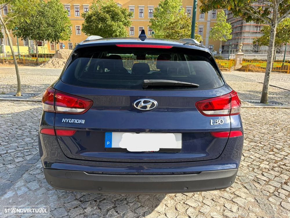 Hyundai i30 SW 1.6 CRDi Style+Navi - 6